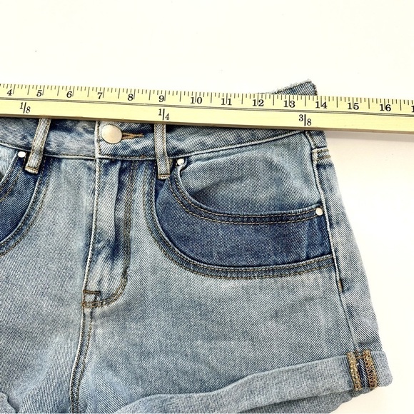 Bullhead Denim Jean Shorts Sz 26 Womens High Rise Shorts Medium Wash Denim Blue - Picture 7 of 10